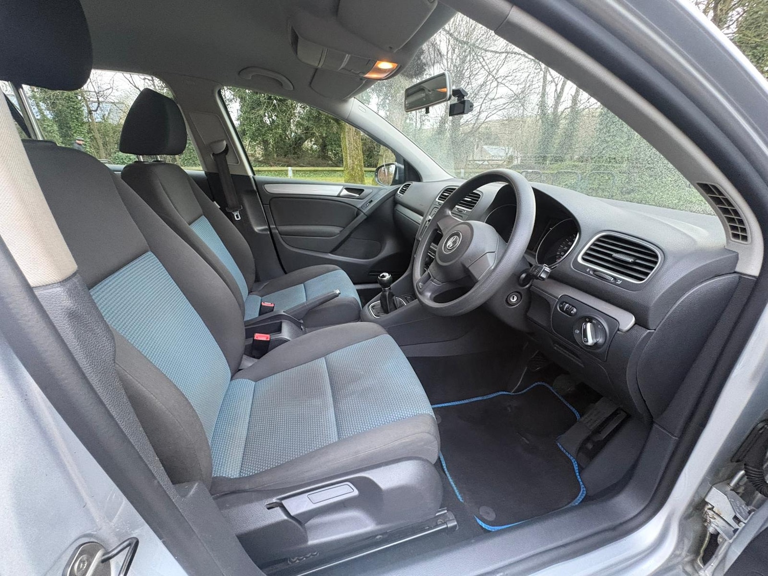 Used Volkswagen Golf 2012 for sale - 77555177: Photo 9