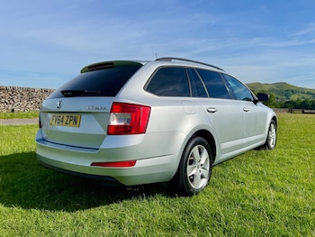 Used Skoda Octavia 2015 for sale - 78680340: Photo