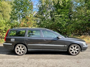 Used Volvo V70 2002 for sale - 75735541: Photo