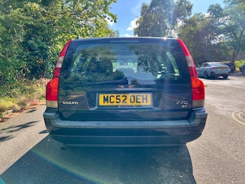 Used Volvo V70 2002 for sale - 75735541: Photo