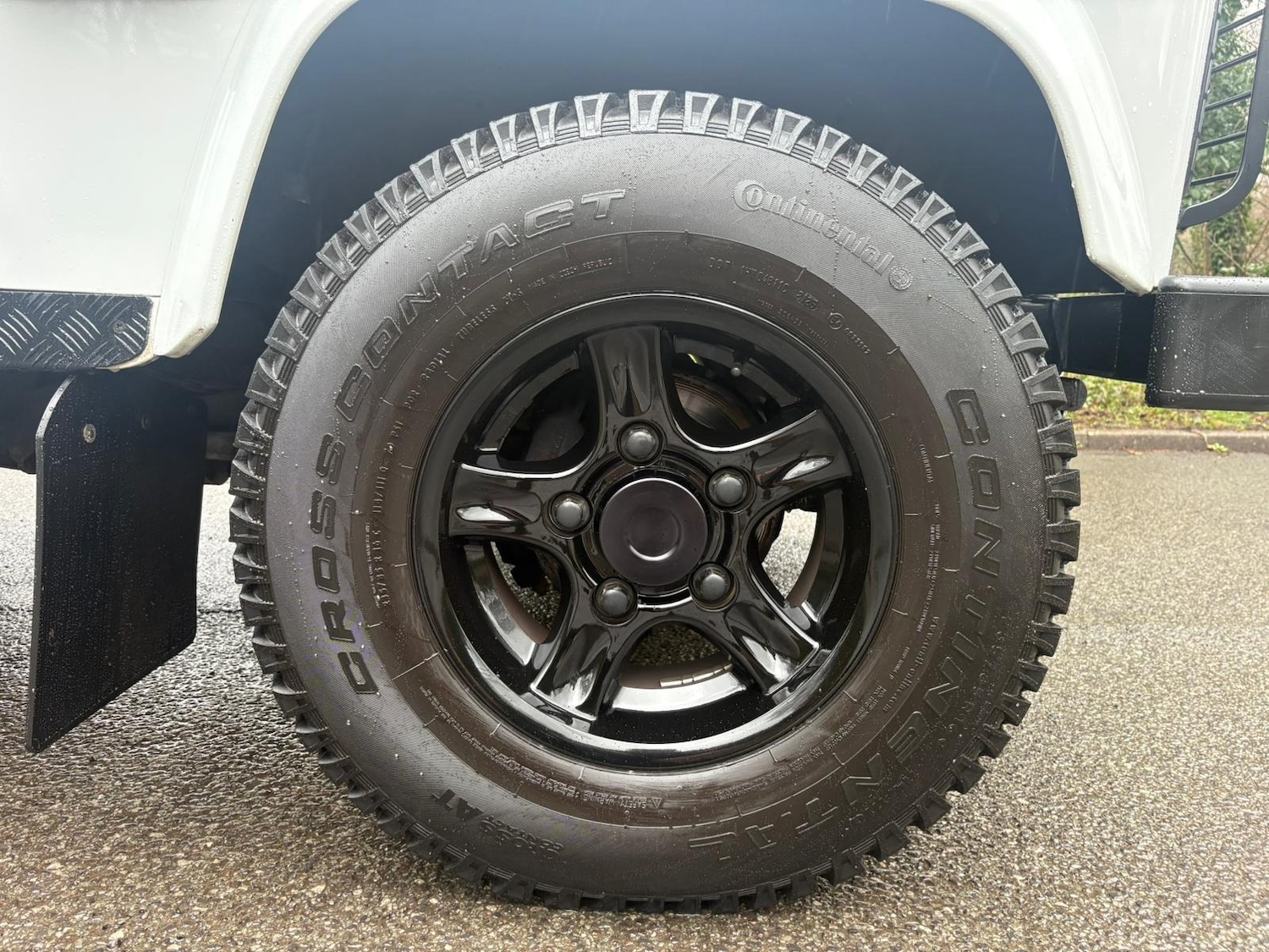 Used Land Rover Defender 2012 for sale - 77615912: Photo 11