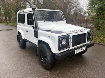 Used Land Rover Defender 2012 for sale - 77615912: Photo