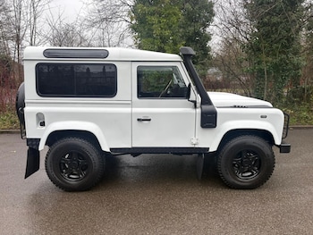 Used Land Rover Defender 2012 for sale - 77615912: Photo