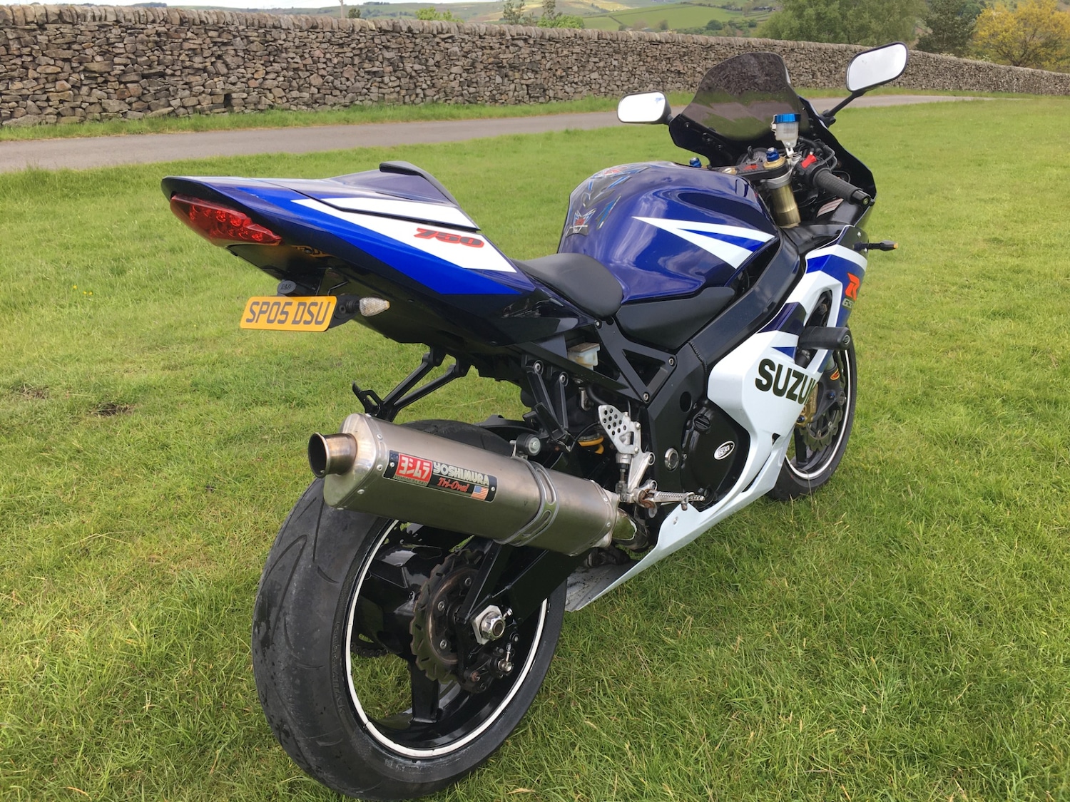 Used Suzuki GSX-R 2005 for sale - 78596189: Photo 3