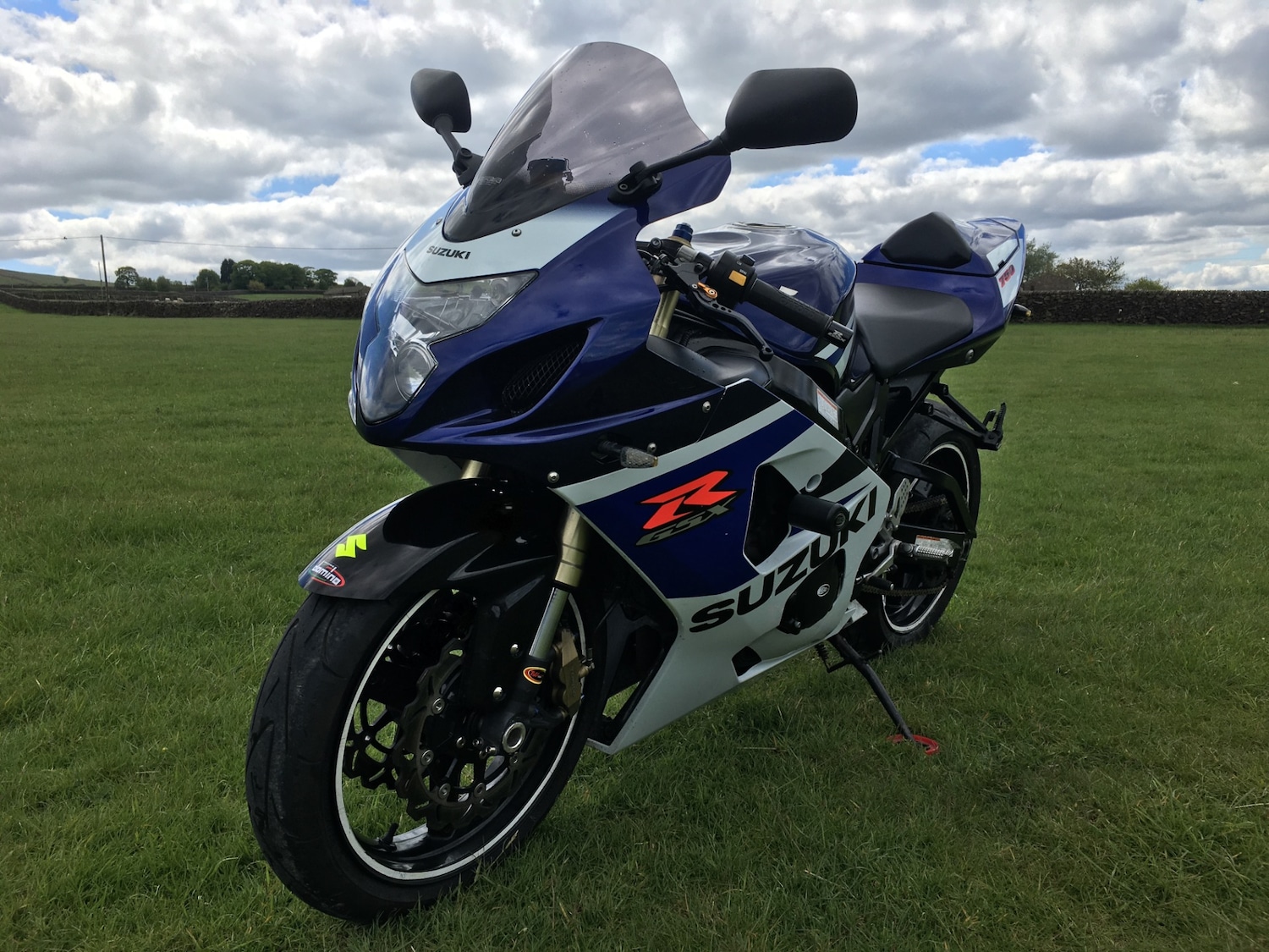 Used Suzuki GSX-R 2005 for sale - 78596189: Photo 4