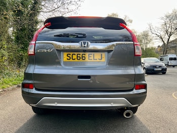 Used Honda CR-V 2016 for sale - 74262012: Photo