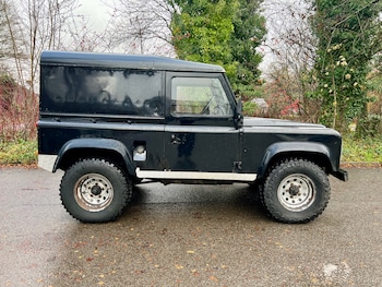 Used Land Rover Defender 90 1986 for sale - 76845421: Photo