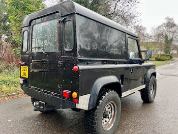 Used Land Rover Defender 90 1986 for sale - 76845421: Photo