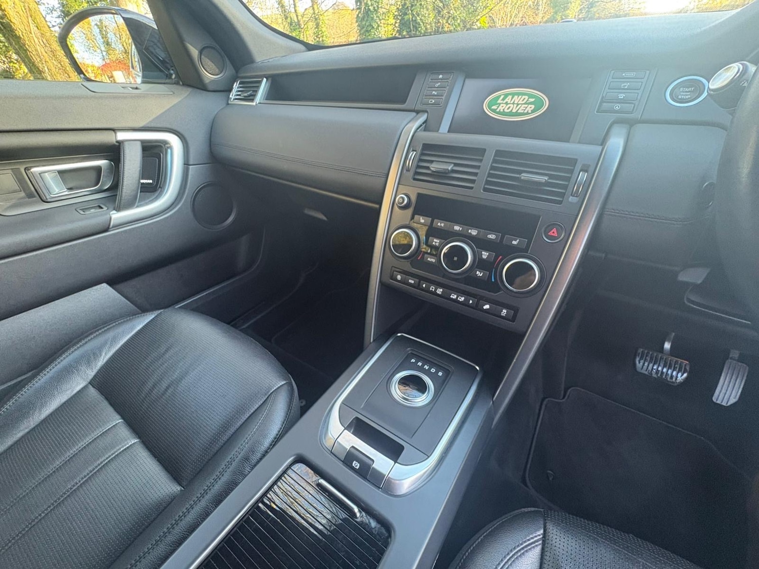 Used Land Rover Discovery Sport 2019 for sale - 76588210: Photo 16