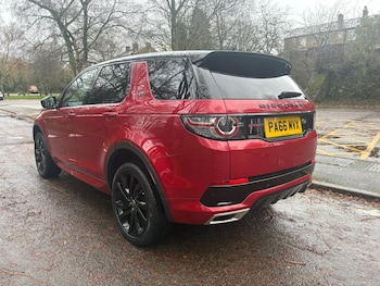 Used Land Rover Discovery Sport 2016 for sale - 76748331: Photo