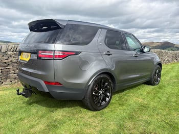Used Land Rover Discovery 2018 for sale - 79813852: Photo
