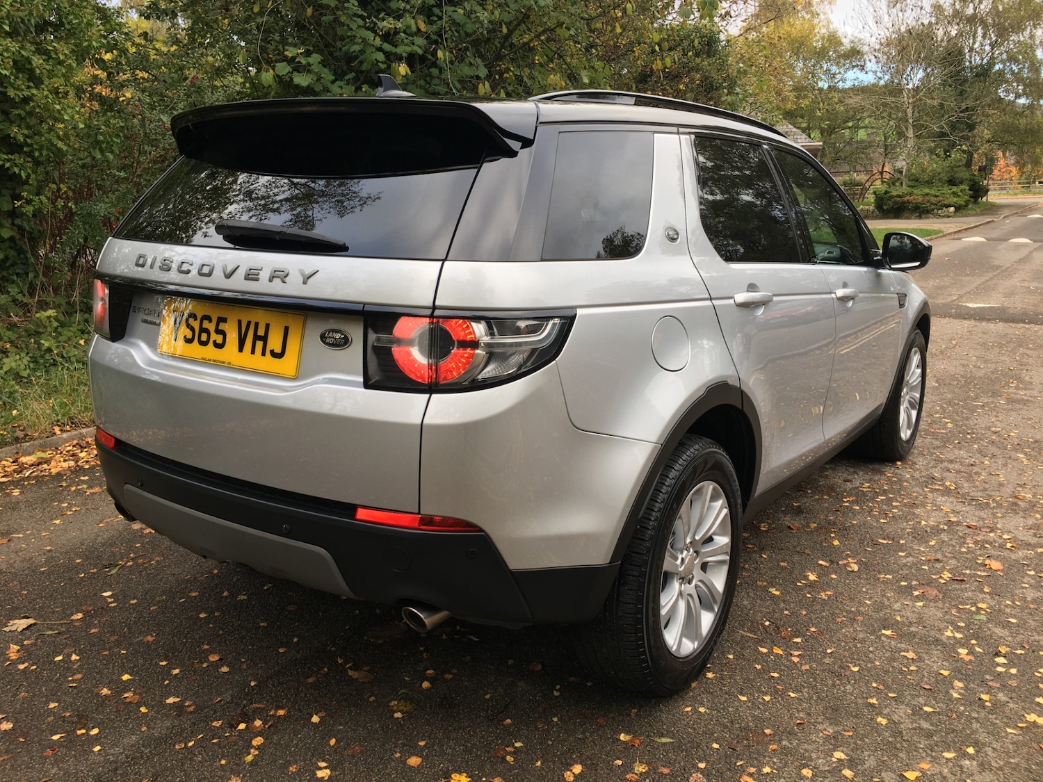 Used Land Rover Discovery Sport 2015 for sale - 76374421: Photo 3