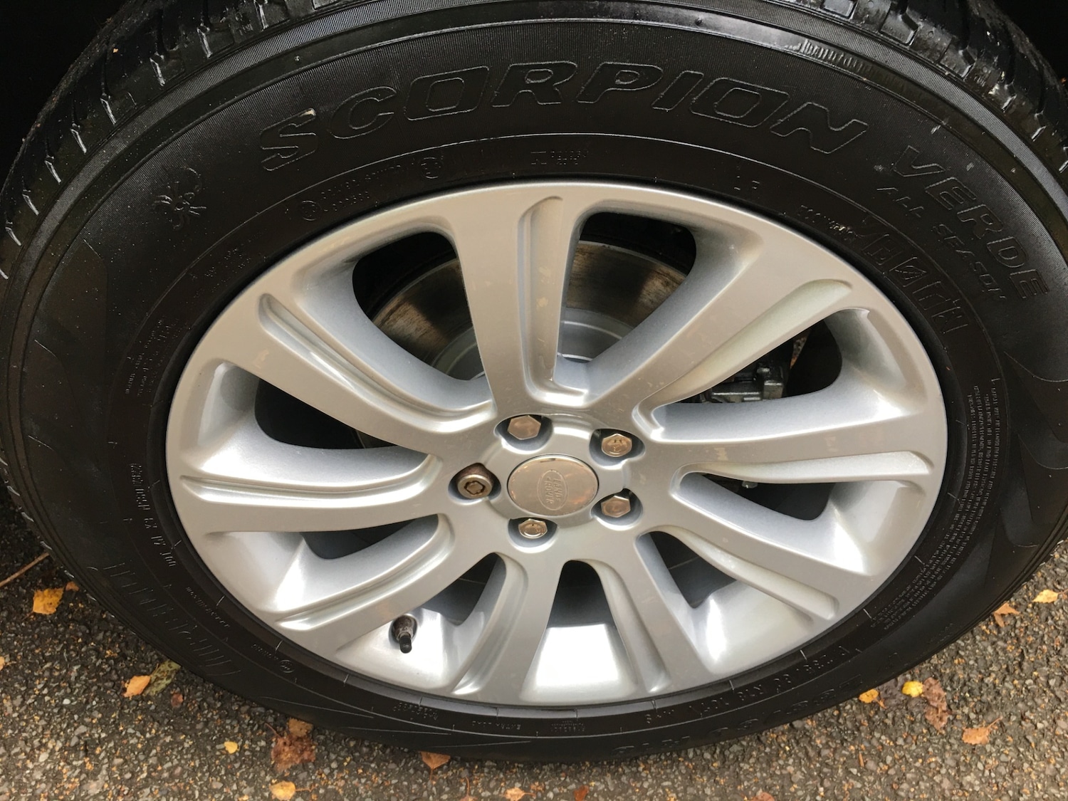 Used Land Rover Discovery Sport 2015 for sale - 76374421: Photo 7