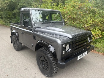 2015 (15) - 90 Pick Up TDCi [2.2] Truck Cab.
