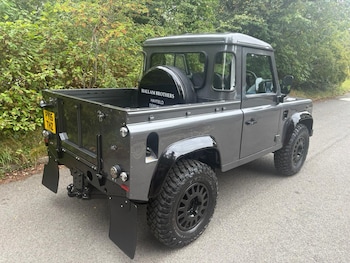 Used Land Rover Defender 2015 for sale - 75844422: Photo
