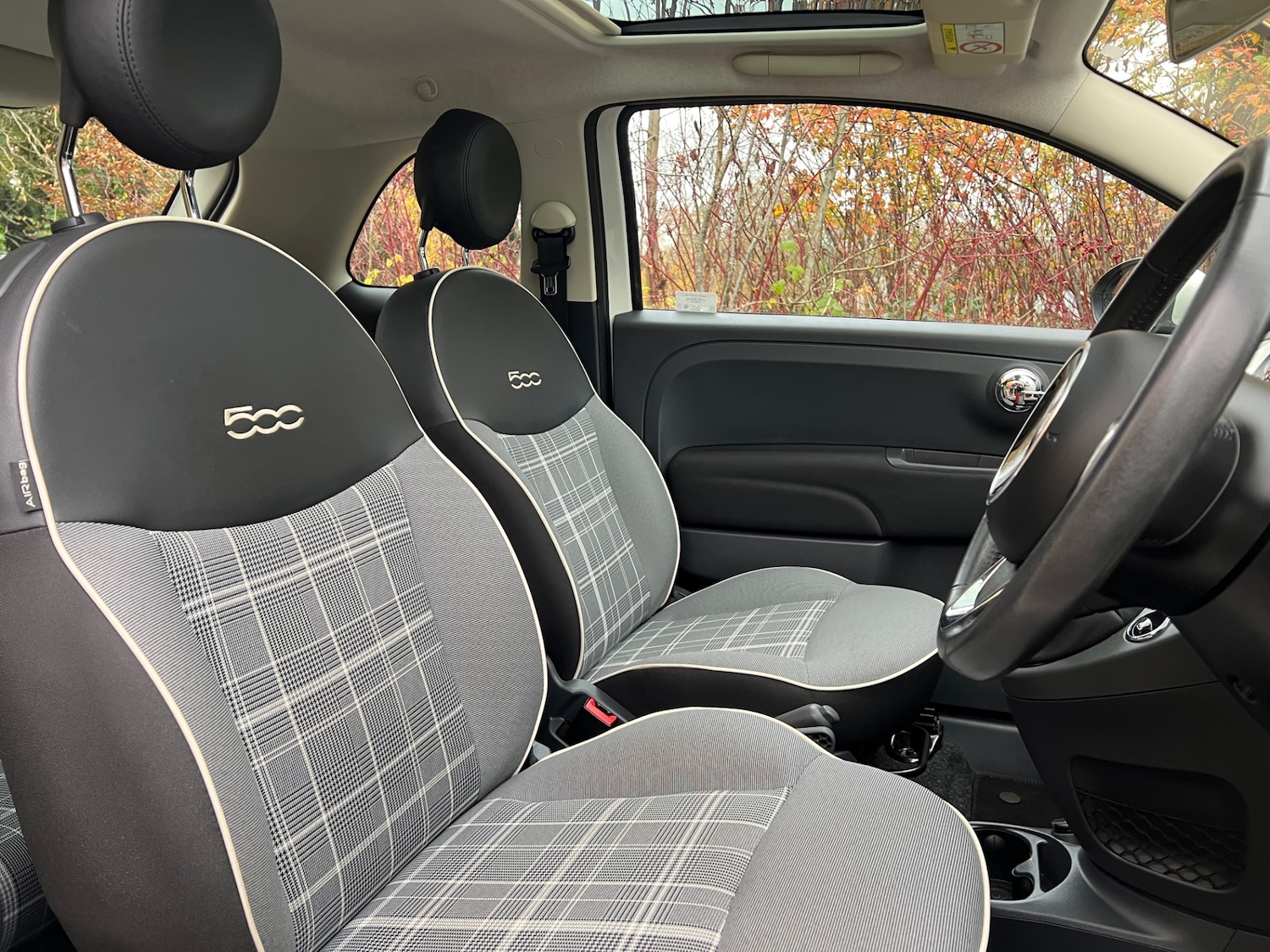 Used Fiat 500 2017 for sale - 76436463: Photo 9