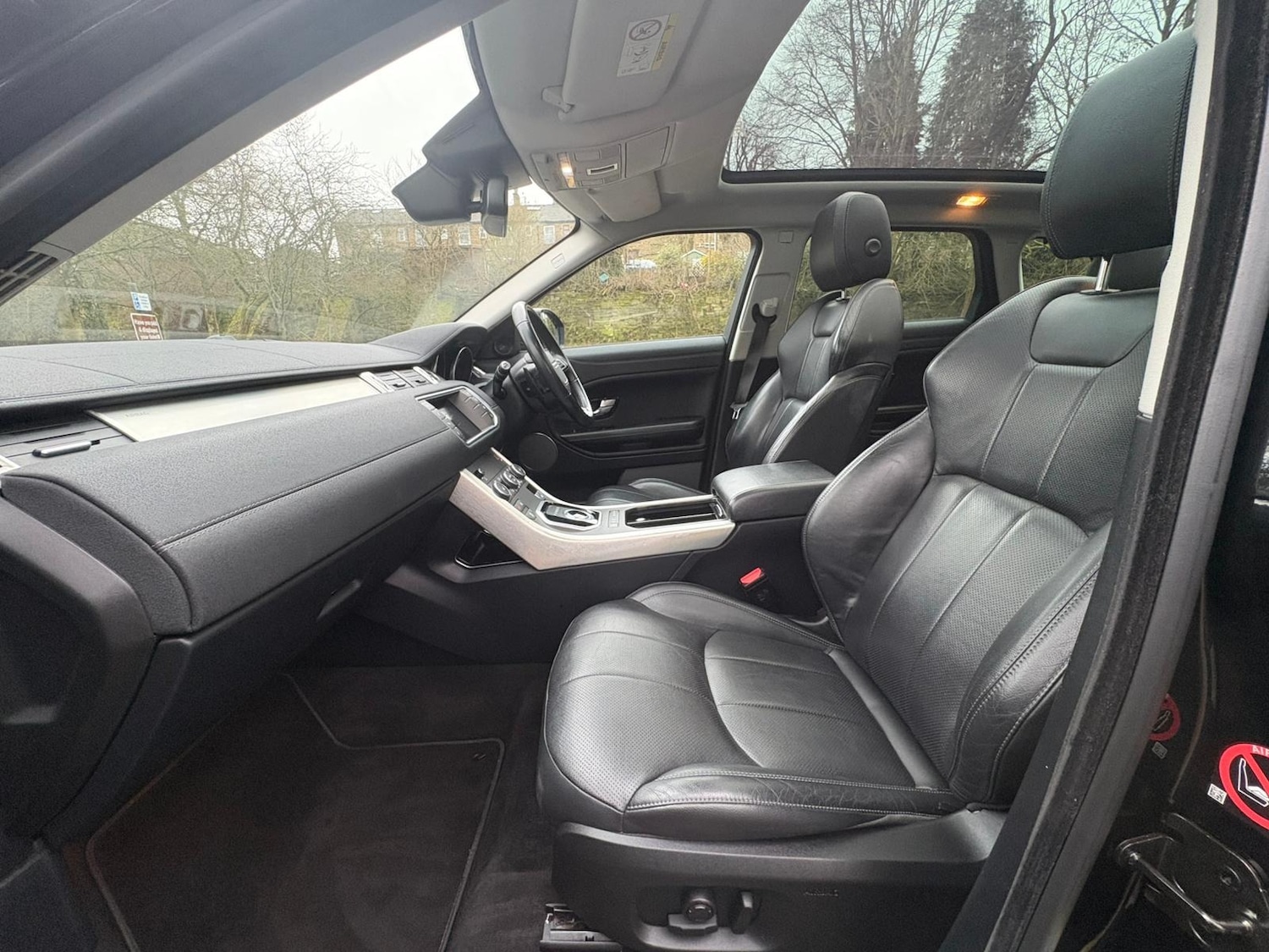 Used Land Rover Range Rover Evoque 2017 for sale - 77418629: Photo 11