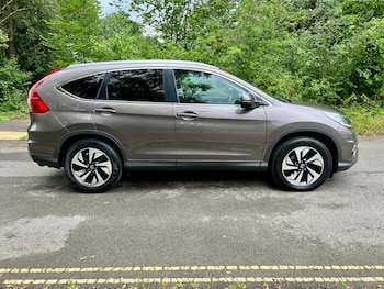 Used Honda CR-V 2017 for sale - 75418429: Photo