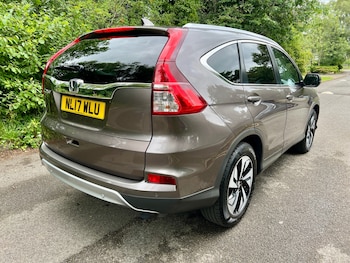 Used Honda CR-V 2017 for sale - 75418429: Photo
