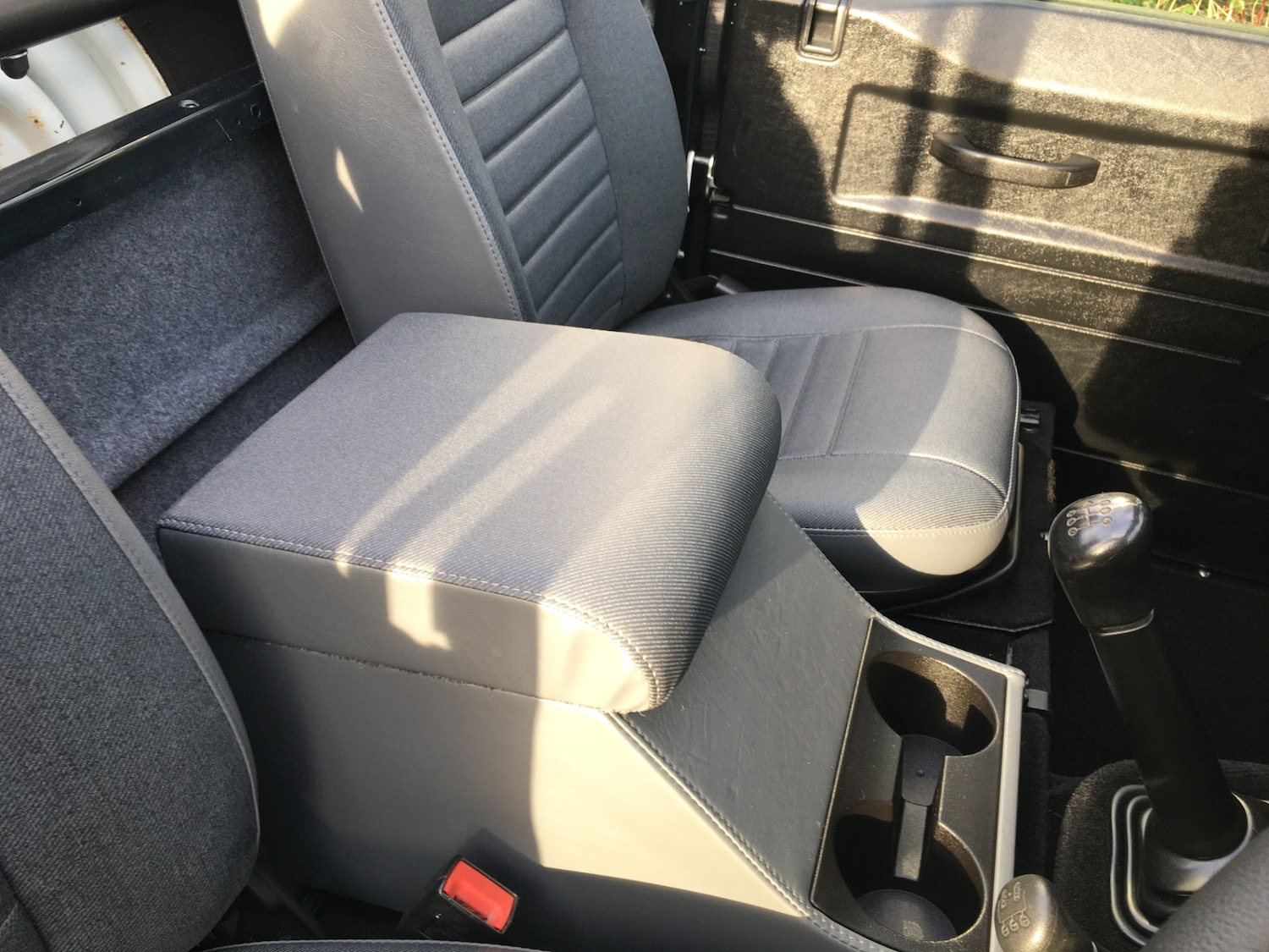 Used Land Rover Defender 2015 for sale - 77233989: Photo 4