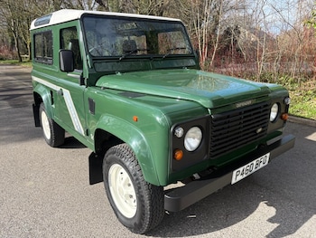 Used Land Rover Defender 1996 for sale - 77888222: Photo