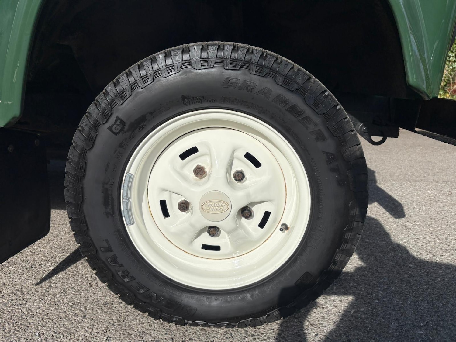 Used Land Rover Defender 1996 for sale - 77888222: Photo 8