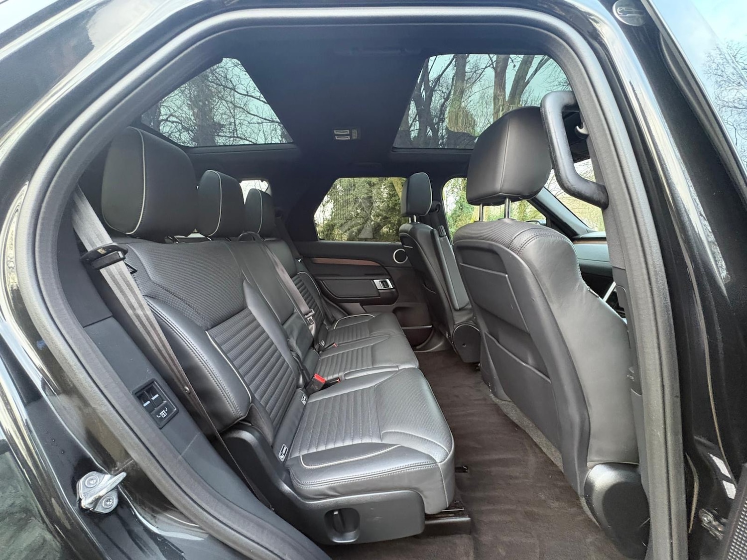 Used Land Rover Discovery 2017 for sale - 77554926: Photo 10