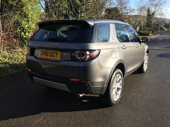 Used Land Rover Discovery Sport 2016 for sale - 77310369: Photo
