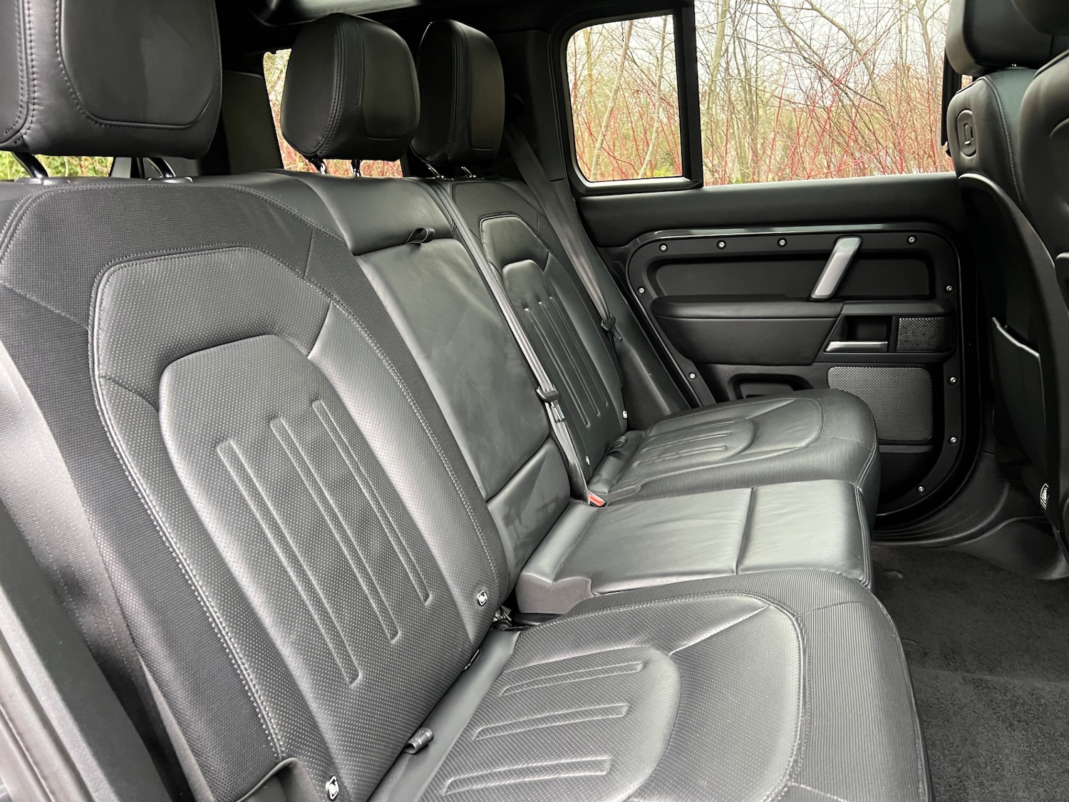 Used Land Rover Defender 2021 for sale - 77628719: Photo 9