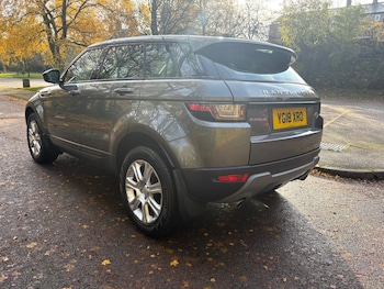 Used Land Rover Range Rover Evoque 2018 for sale - 76517498: Photo
