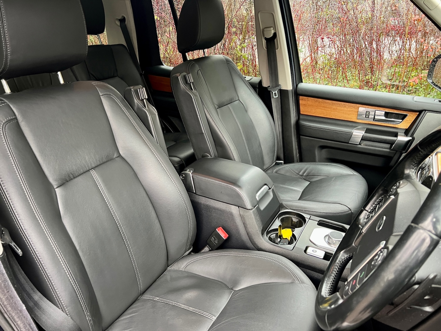 Used Land Rover Discovery 2014 for sale - 76748485: Photo 5