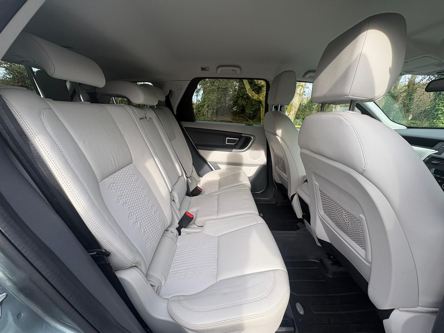 Used Land Rover Discovery Sport 2016 for sale - 77555457: Photo 12