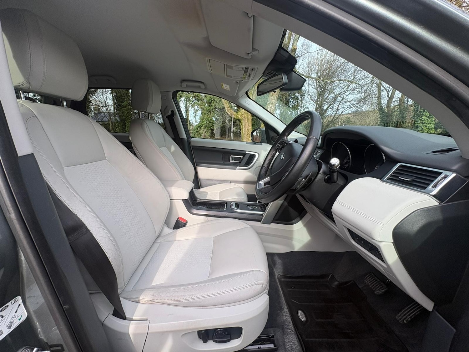 Used Land Rover Discovery Sport 2016 for sale - 77555457: Photo 3