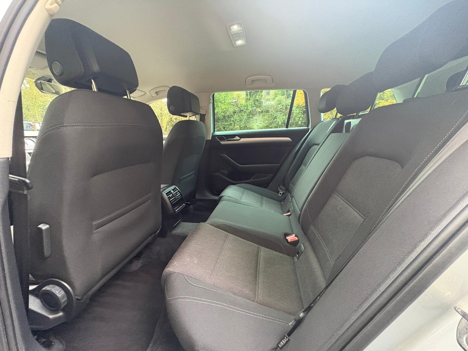 Used Volkswagen Passat 2017 for sale - 76357001: Photo 10