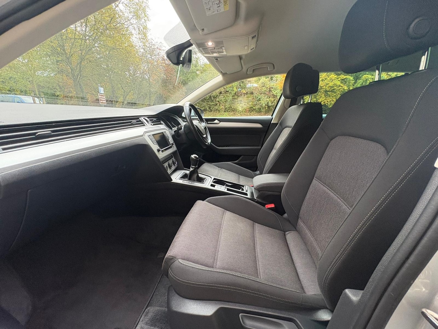 Used Volkswagen Passat 2017 for sale - 76357001: Photo 11