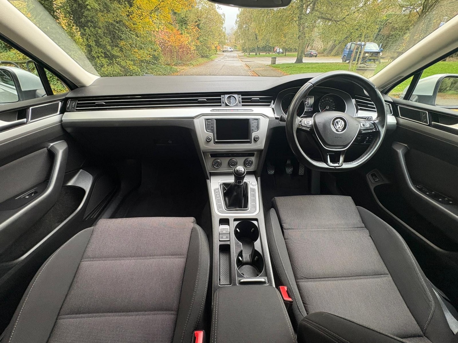 Used Volkswagen Passat 2017 for sale - 76357001: Photo 3