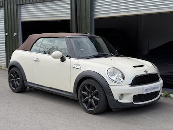 Used MINI Convertible 2009 for sale - 78748436: Photo