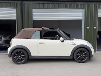 Used MINI Convertible 2009 for sale - 78748436: Photo