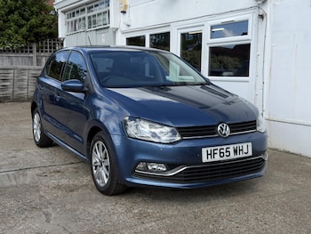 Used Volkswagen Polo 2015 for sale - 78889957: Photo