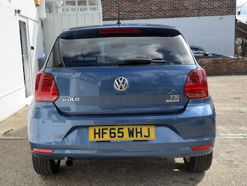 Used Volkswagen Polo 2015 for sale - 78889957: Photo