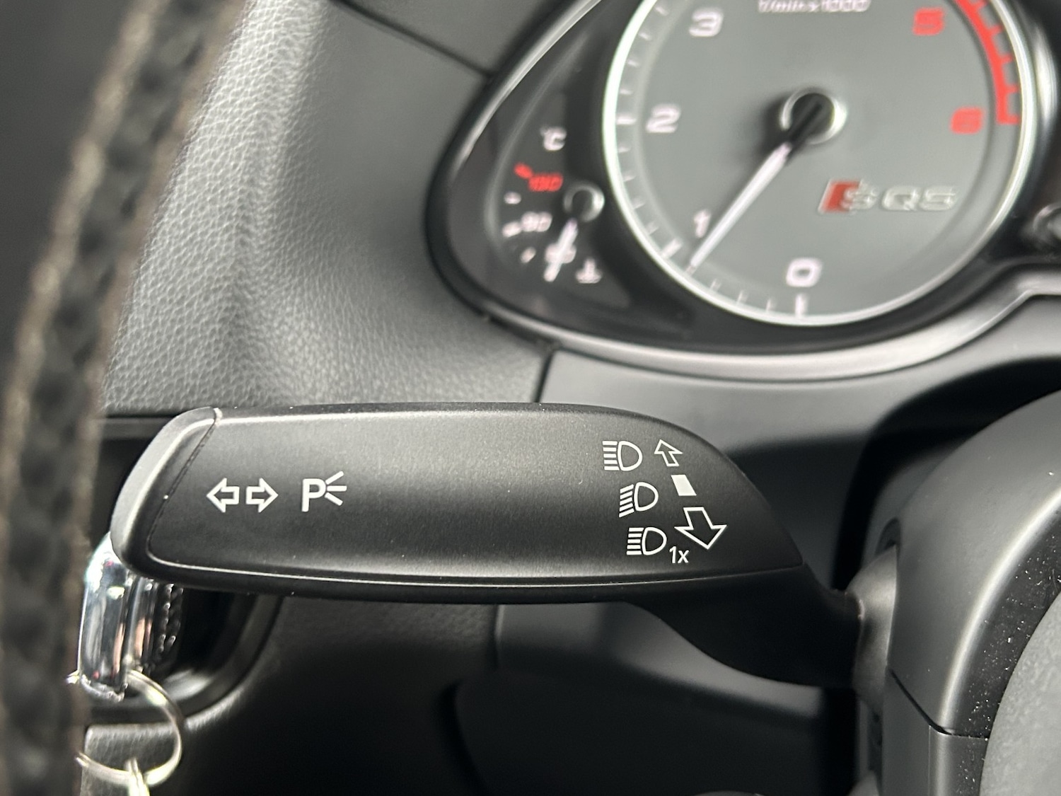 Used Audi SQ5 2015 for sale - 76436374: Photo 31