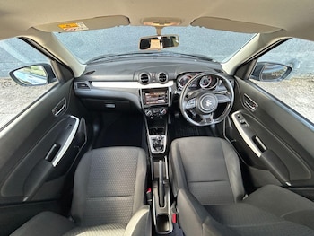 Used Suzuki Swift 2020 for sale - 75575396: Photo