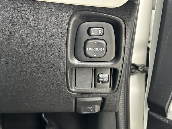 Used Toyota AYGO 2016 for sale - 76273321: Photo 31