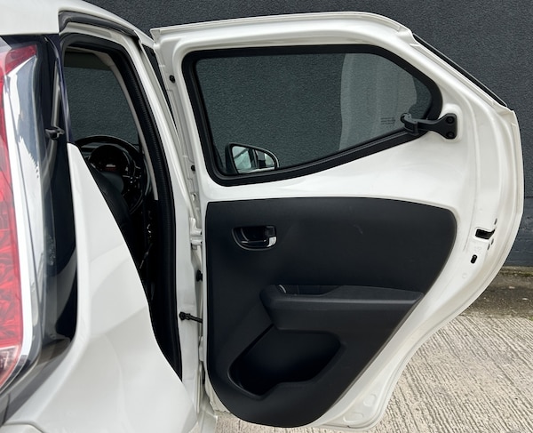 Used Toyota AYGO 2016 for sale - 76273321: Photo 40