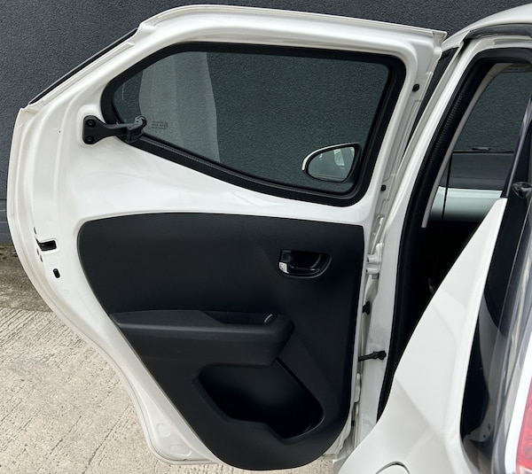 Used Toyota AYGO 2016 for sale - 76273321: Photo 43