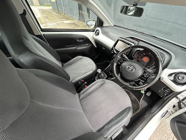 Used Toyota AYGO 2016 for sale - 76273321: Photo 47