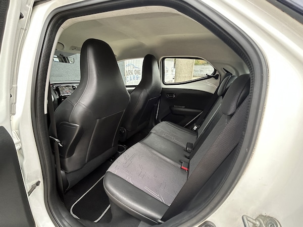 Used Toyota AYGO 2016 for sale - 76273321: Photo 50