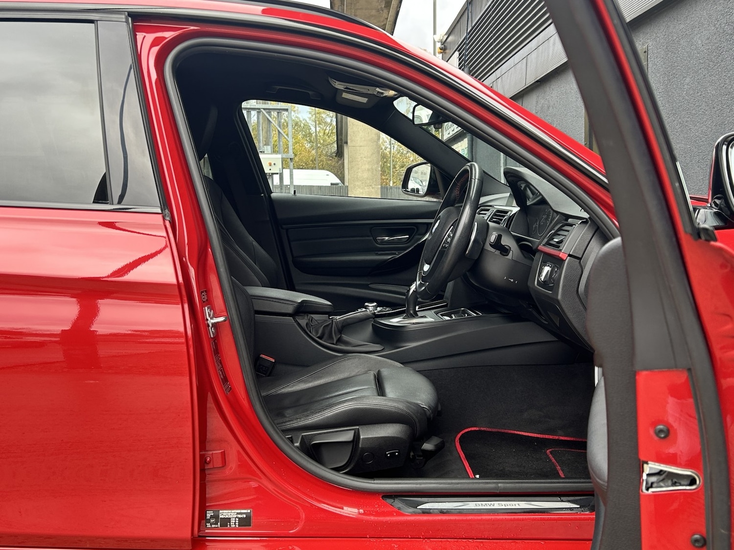 Used BMW 3 Series 2014 for sale - 76461560: Photo 53