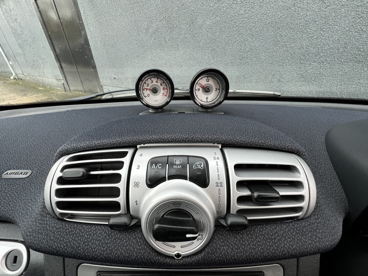 Used smart fortwo 2011 for sale - 76560083: Photo 19