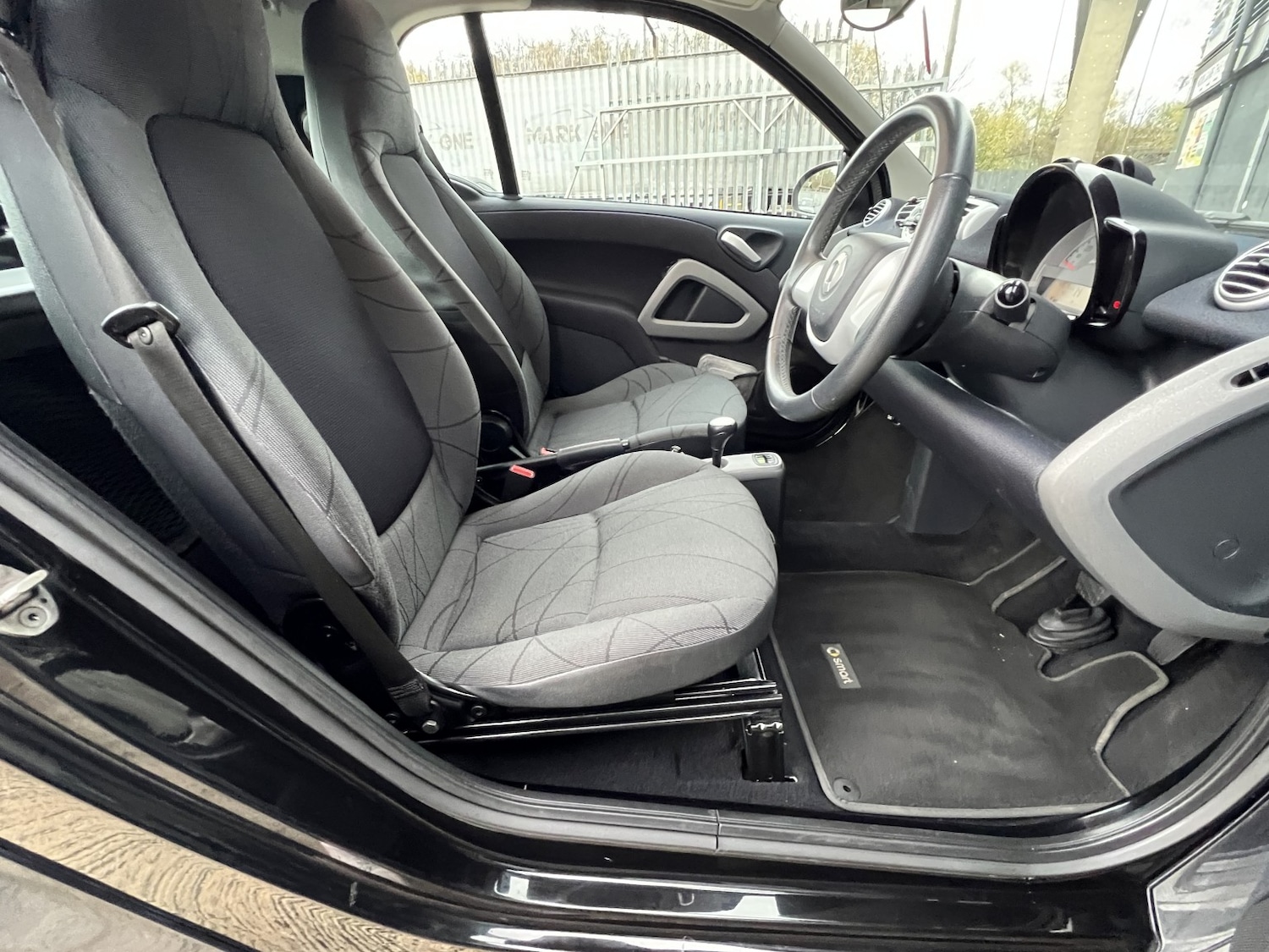 Used smart fortwo 2011 for sale - 76560083: Photo 33